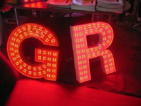 鹿寨LED发光字有哪些优势？